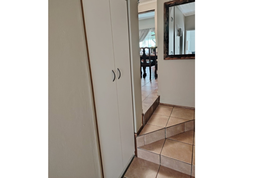3 Bedroom Property for Sale in Moorreesburg Western Cape